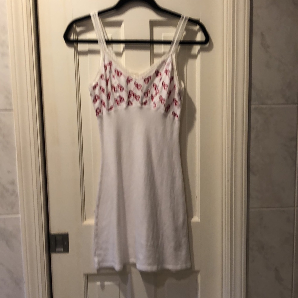 Victoria’s Secret white sleepwear size xs